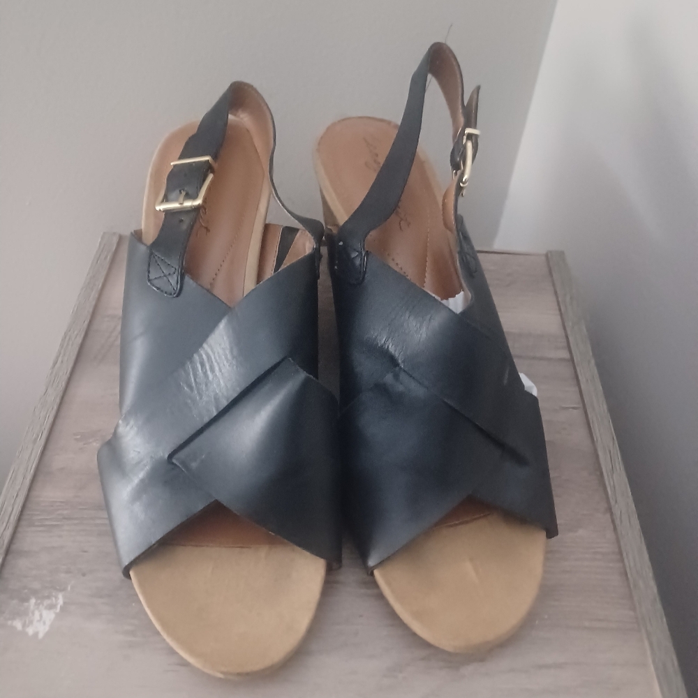 Easy Spirit Cross Over Strap Wedge Sandals Sz 12
